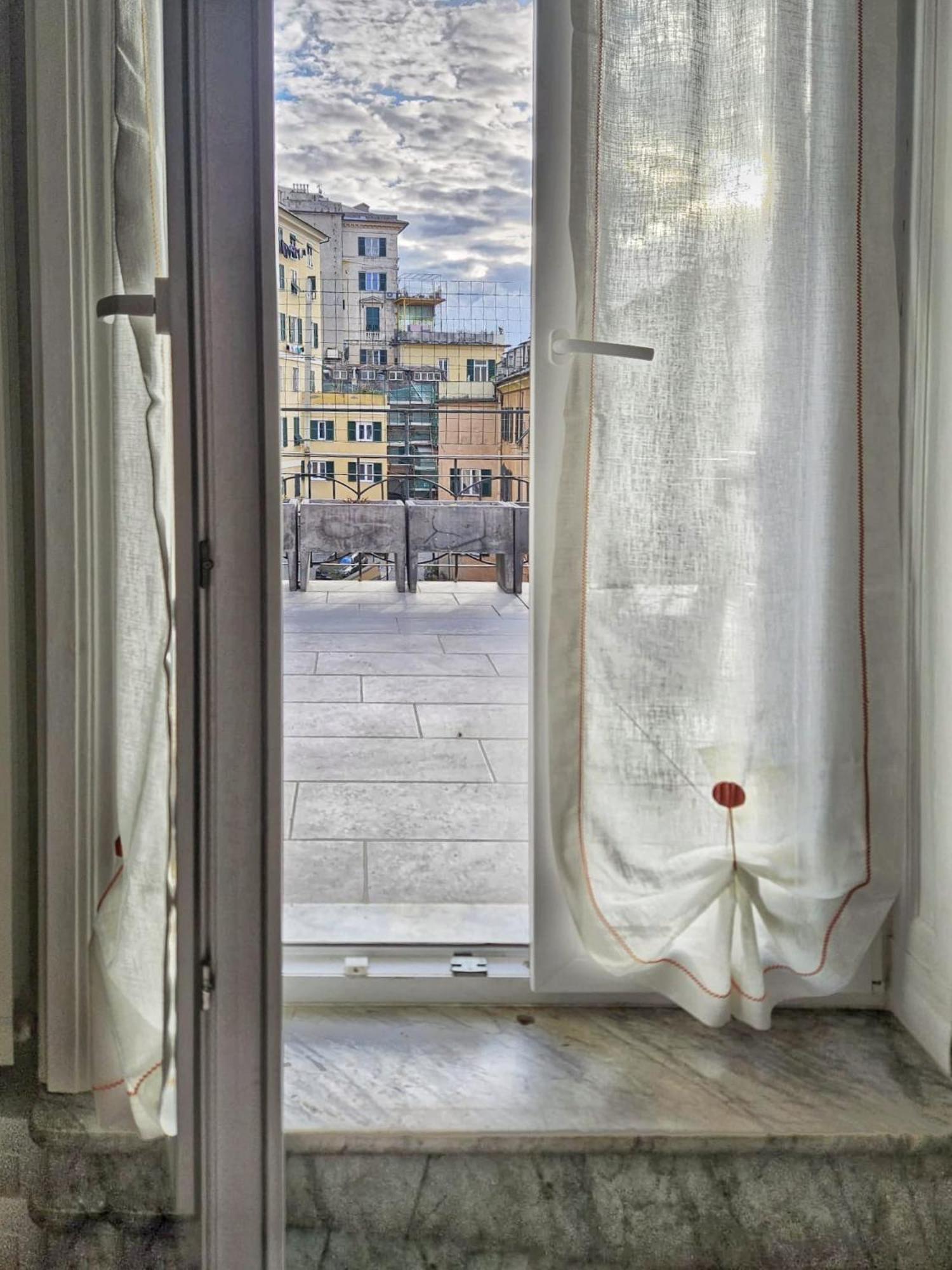 Rosy'S House Un Attico A Due Passi Dall'Acquario Parking Free Apartment เจนัว ภายนอก รูปภาพ