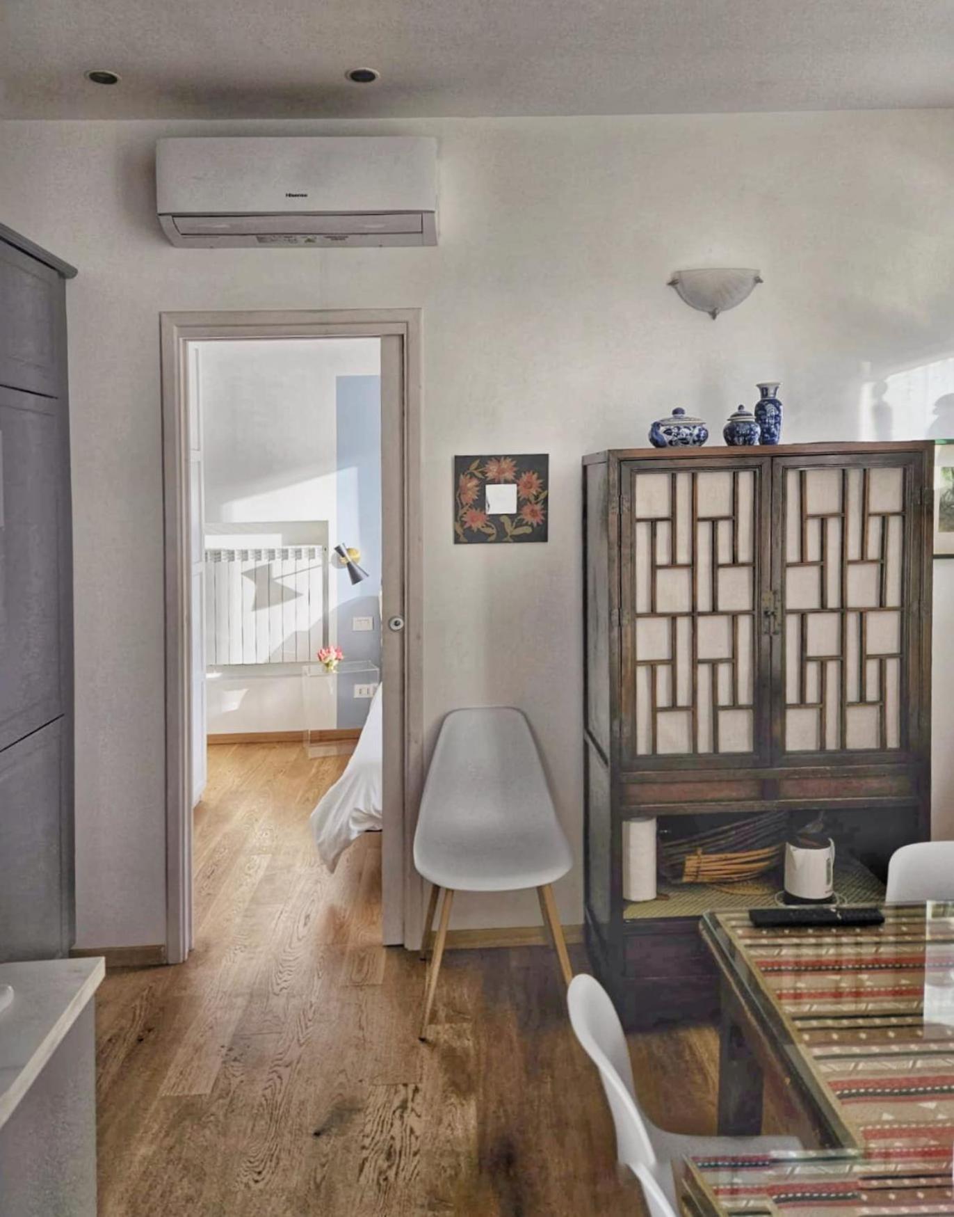Rosy'S House Un Attico A Due Passi Dall'Acquario Parking Free Apartment เจนัว ภายนอก รูปภาพ