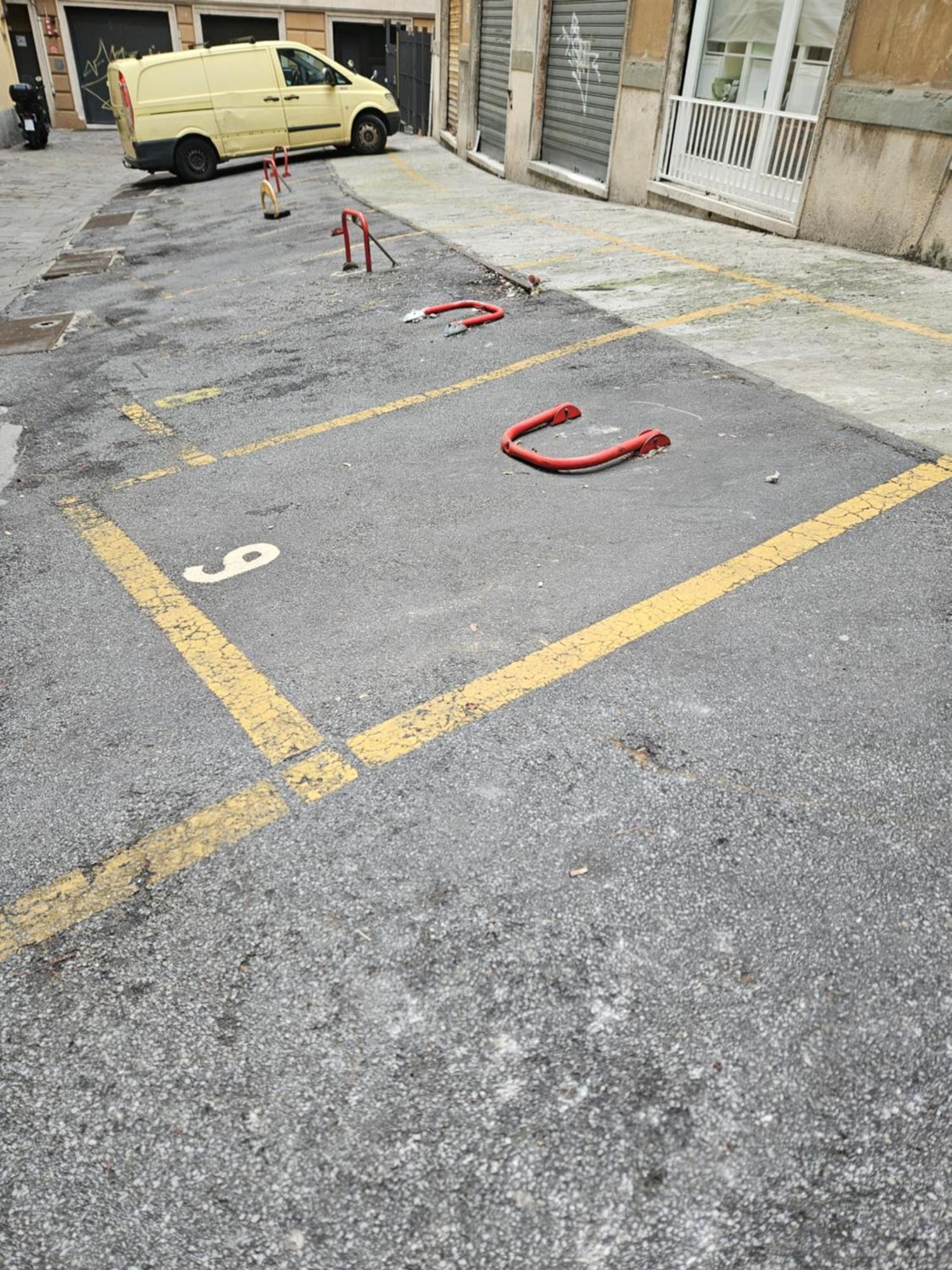 Rosy'S House Un Attico A Due Passi Dall'Acquario Parking Free Apartment เจนัว ภายนอก รูปภาพ